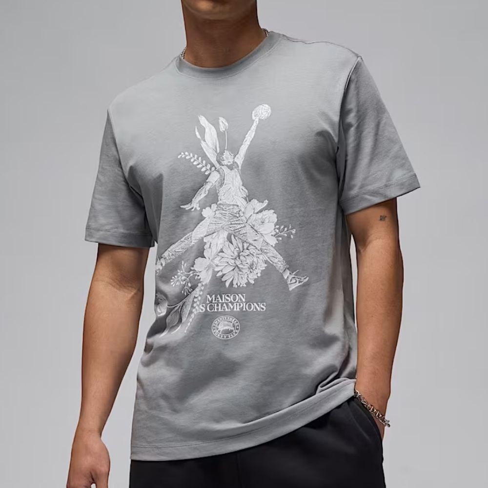 NWT Men's Jordan Graphic T-Shirt